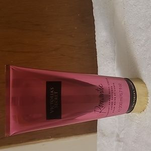 Victoria's Secret Romantic hand & Body cream